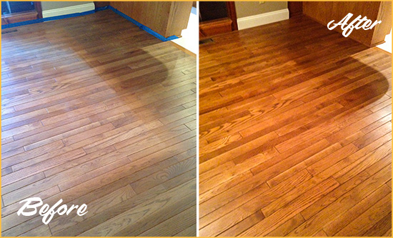 Before and After Picture of a The Villages Wood Sand Free Refinishing Service on a Dull Floor to Recover Its Sheen