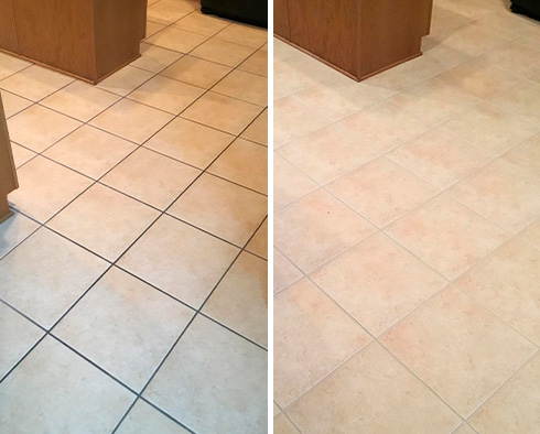 Bathoom Floor Before and After a Grout Cleaning in Mount Dora