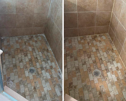 Shower Before and After Our Caulking Services in Oviedo, FL