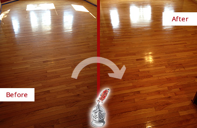 Before and After Picture of a Astor Wood Sand Free Refinishing Service on a Room Floor to Remove Scratches