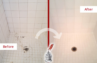 Sir Grout Caulks this Leesburg Bathroom Re-Caulked To Repair Damaged Caulking Before and After Picture of a Leesburg Bathroom Re-Caulked To Repair Damaged Caulking